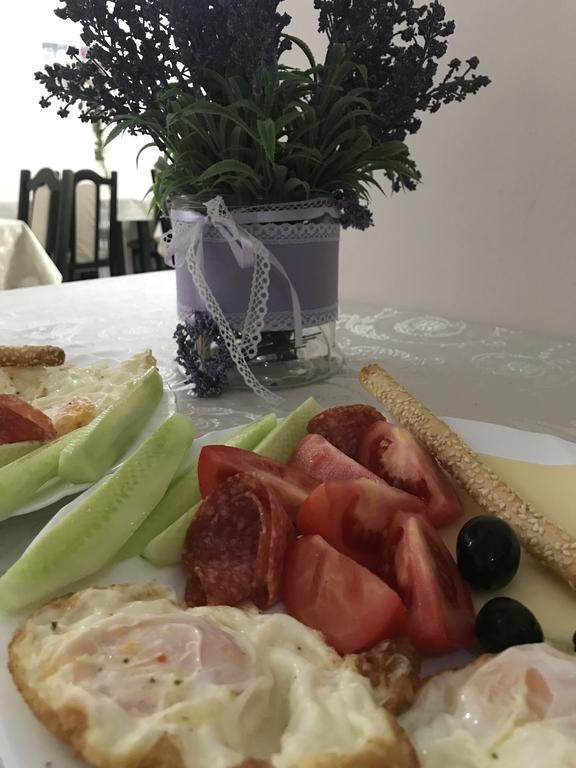 Pensiune Muntii Aninei Anina Zewnętrze zdjęcie